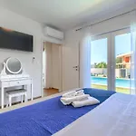 Cordis By Interhome