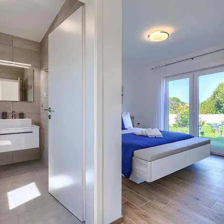 Cordis By Interhome Pula