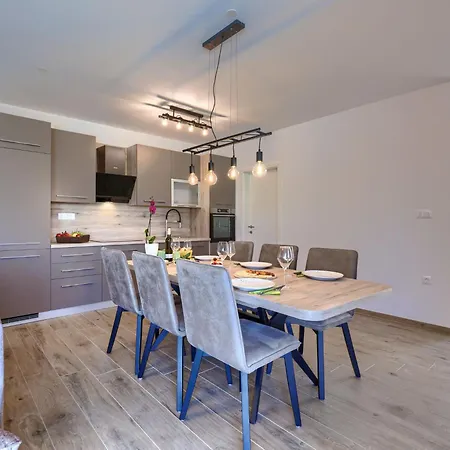 Dom wakacyjny Cordis By Interhome