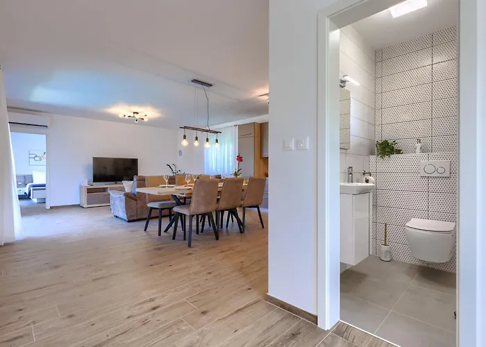Cordis By Interhome * Pula