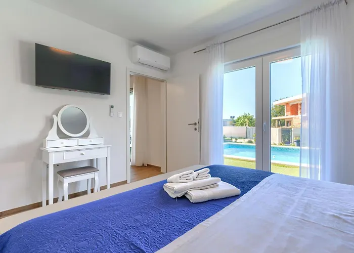 Cordis By Interhome