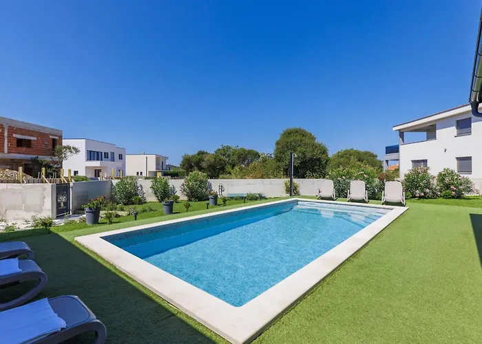 Dom wakacyjny Cordis By Interhome