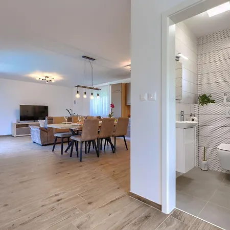 Cordis By Interhome * Pula