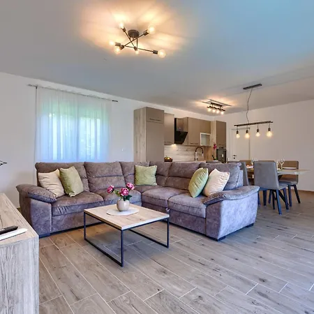 Cordis By Interhome Ferienhaus Pula