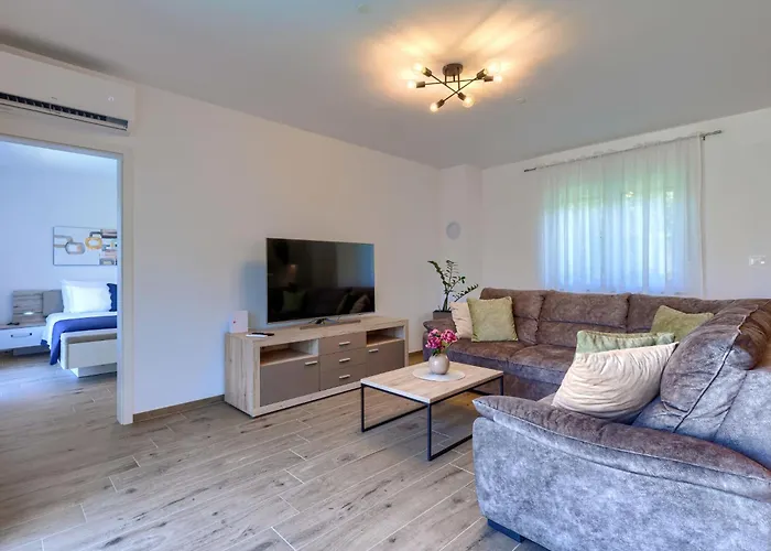 Cordis By Interhome בית נופש פולה