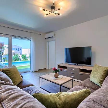 Cordis By Interhome Pula